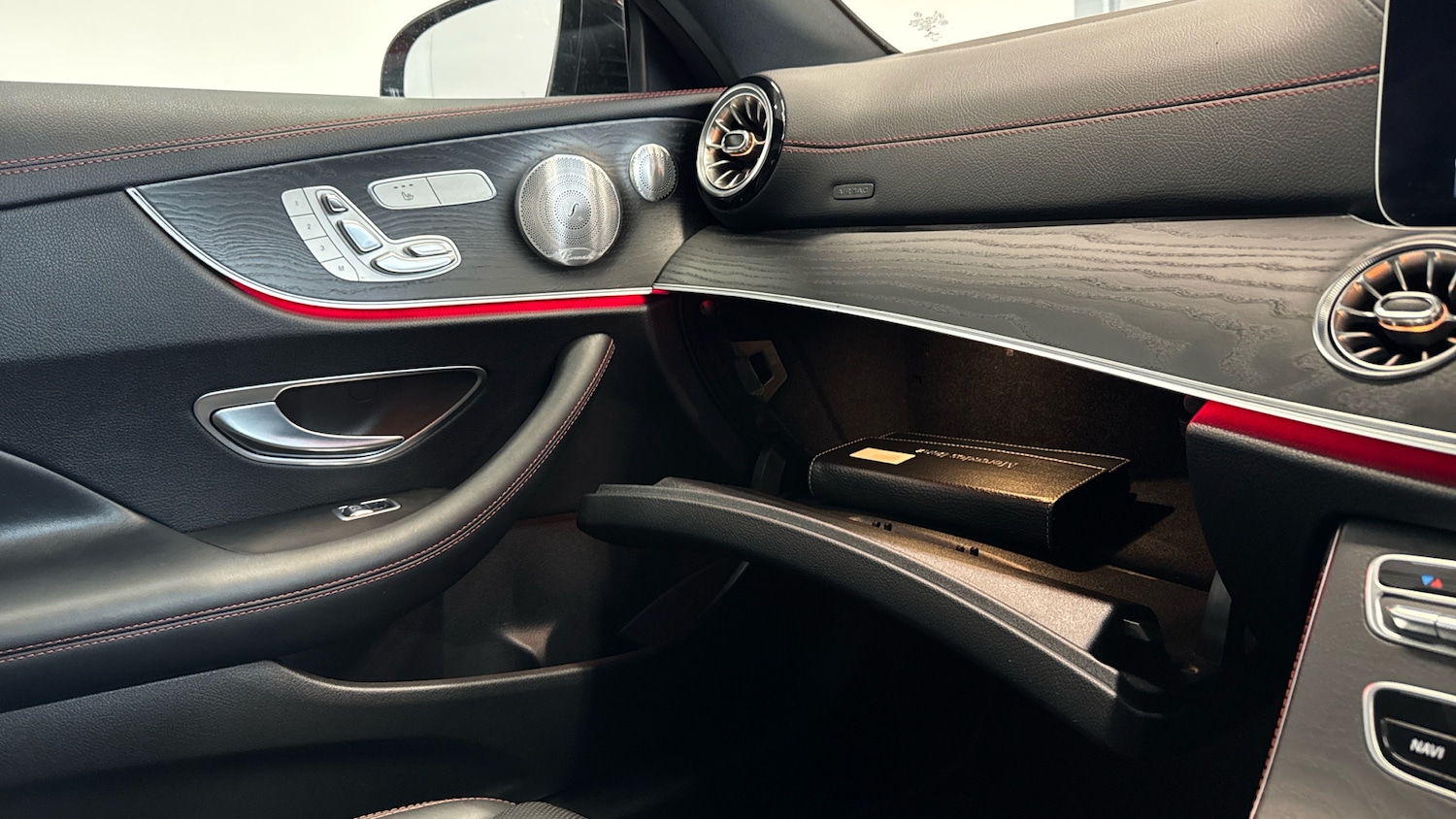 Used Mercedes-Benz E Class 2019 for sale - 77687352: Photo 35