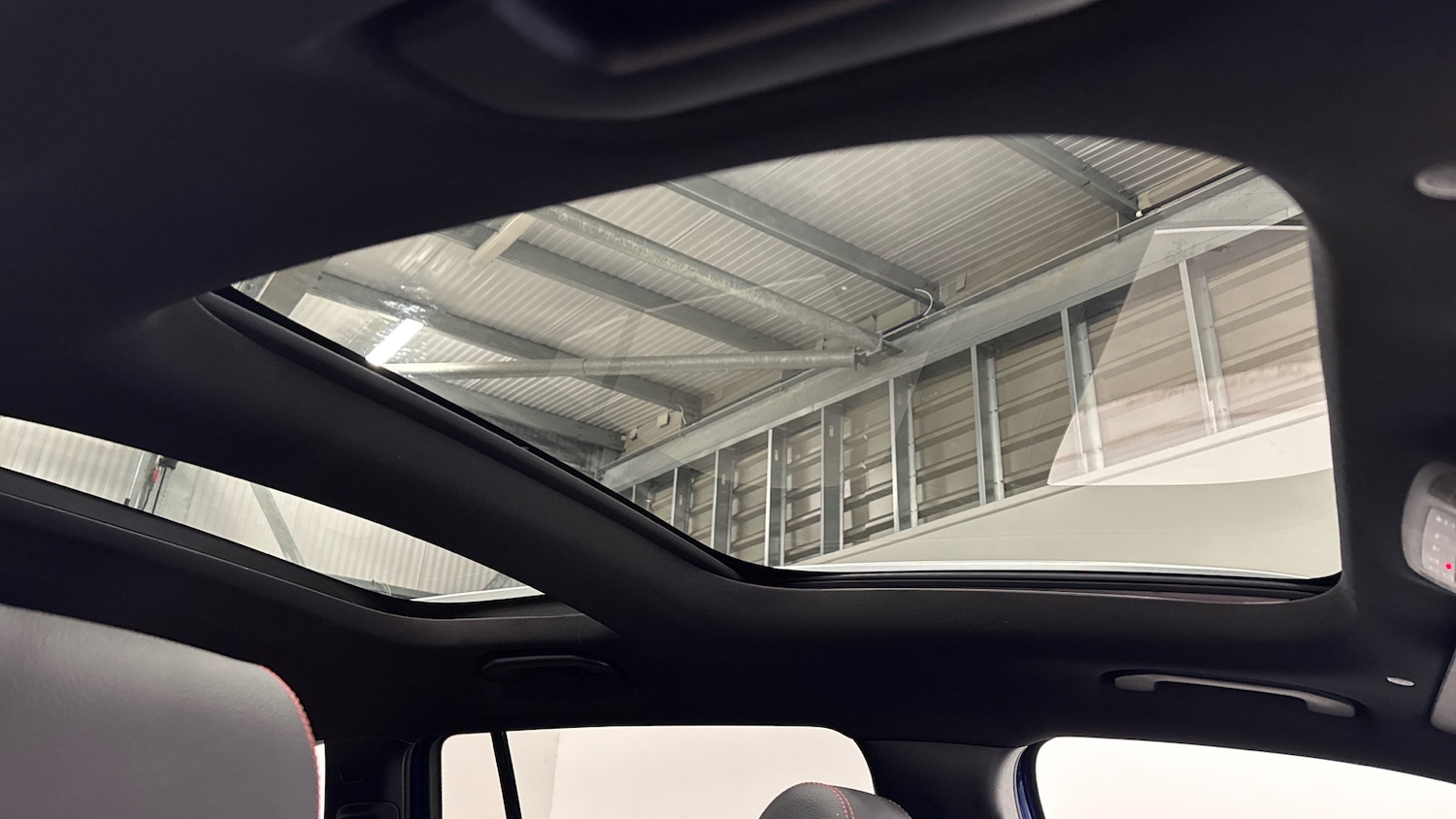 Used Mercedes-Benz GLB 2022 for sale - 76707652: Photo 26