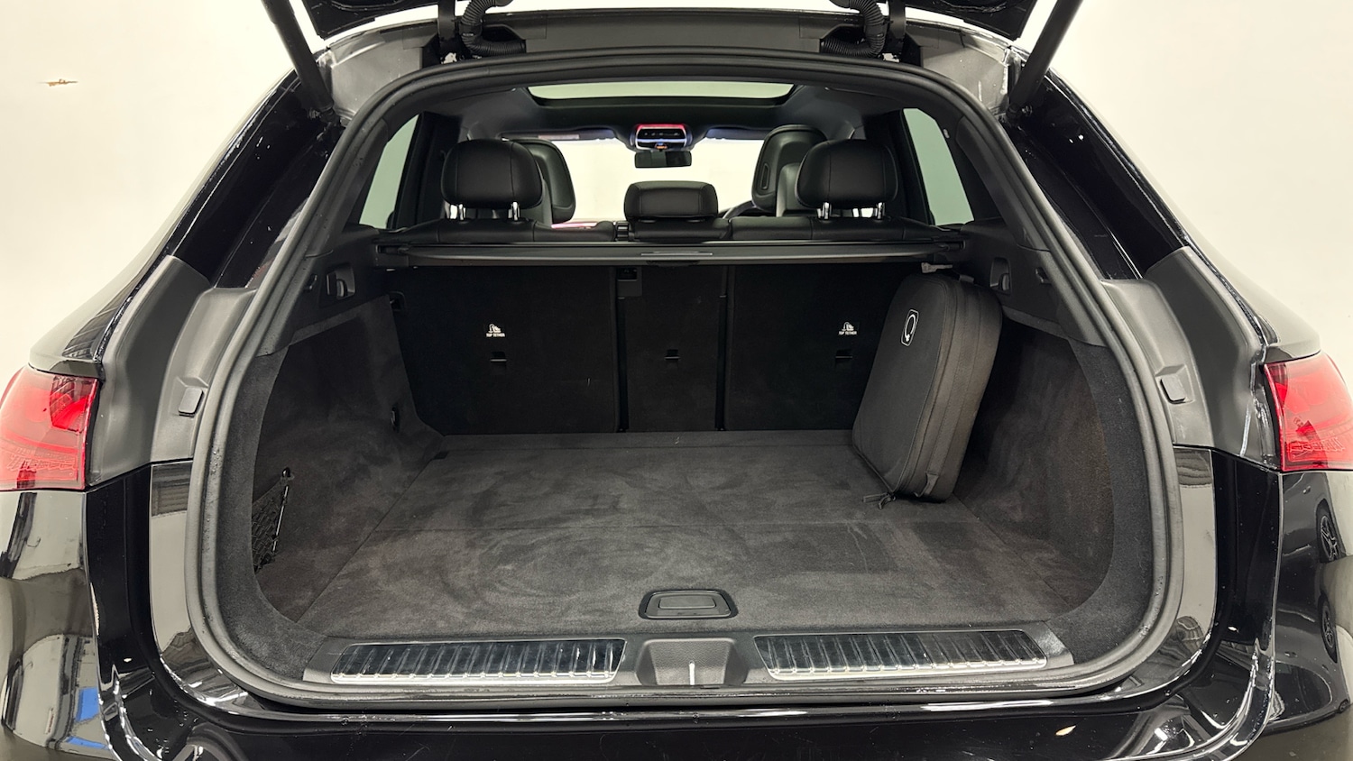 Used Mercedes-Benz EQA 2024 for sale - 77567586: Photo 4