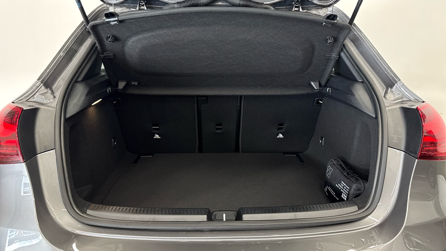 Used Mercedes-Benz A-Class 2024 for sale - 77258039: Photo 4