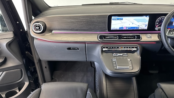 Used Mercedes-Benz V-Class 2024 for sale - 76253049: Photo 14