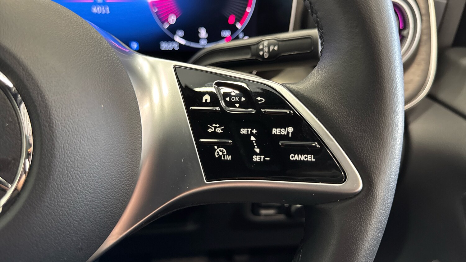 Used Mercedes-Benz V-Class 2024 for sale - 76253049: Photo 26