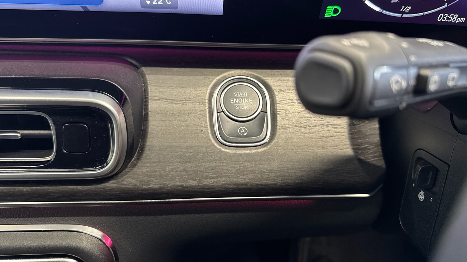 Used Mercedes-Benz V-Class 2024 for sale - 76253049: Photo 28