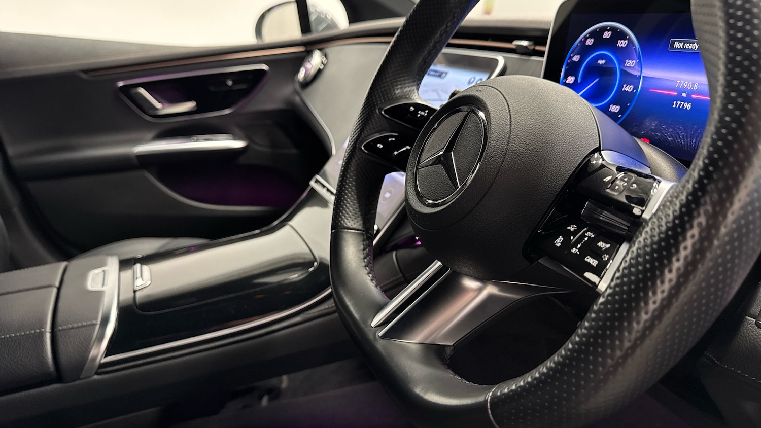 Used Mercedes-Benz EQA 2024 for sale - 77078951: Photo 8