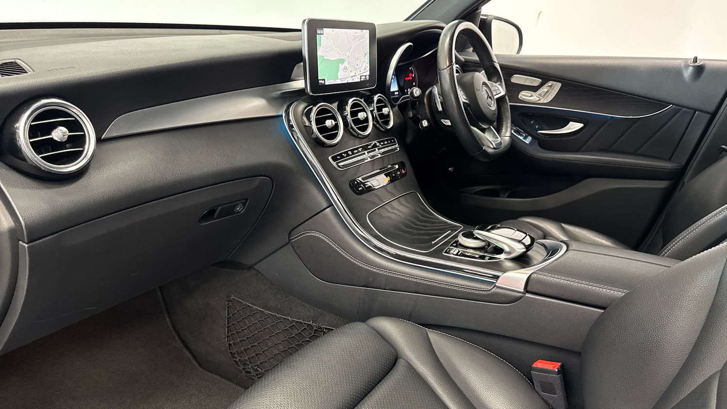 Used Mercedes-Benz GLC 2019 for sale - 78040191: Photo 9