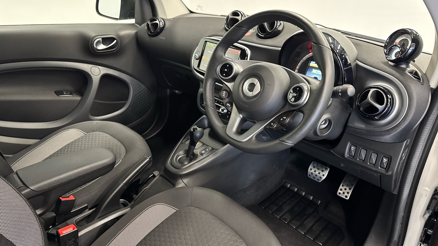 Used smart fortwo 2022 for sale - 77036662: Photo 11