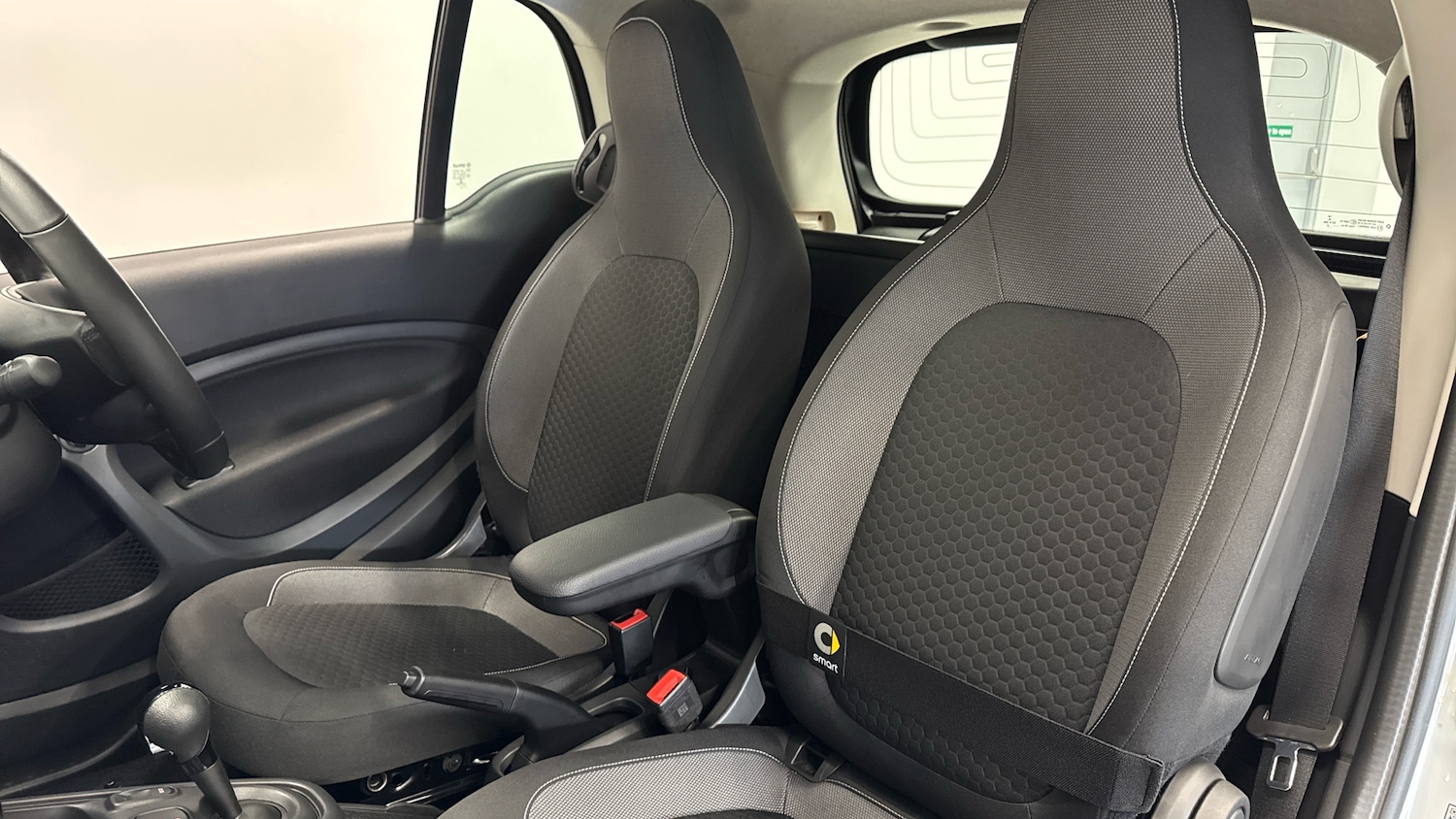 Used smart fortwo 2022 for sale - 77036662: Photo 15