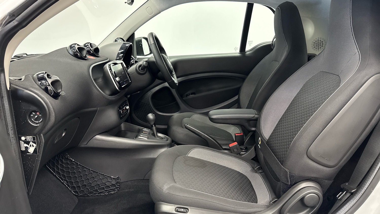 Used smart fortwo 2022 for sale - 77036662: Photo 16