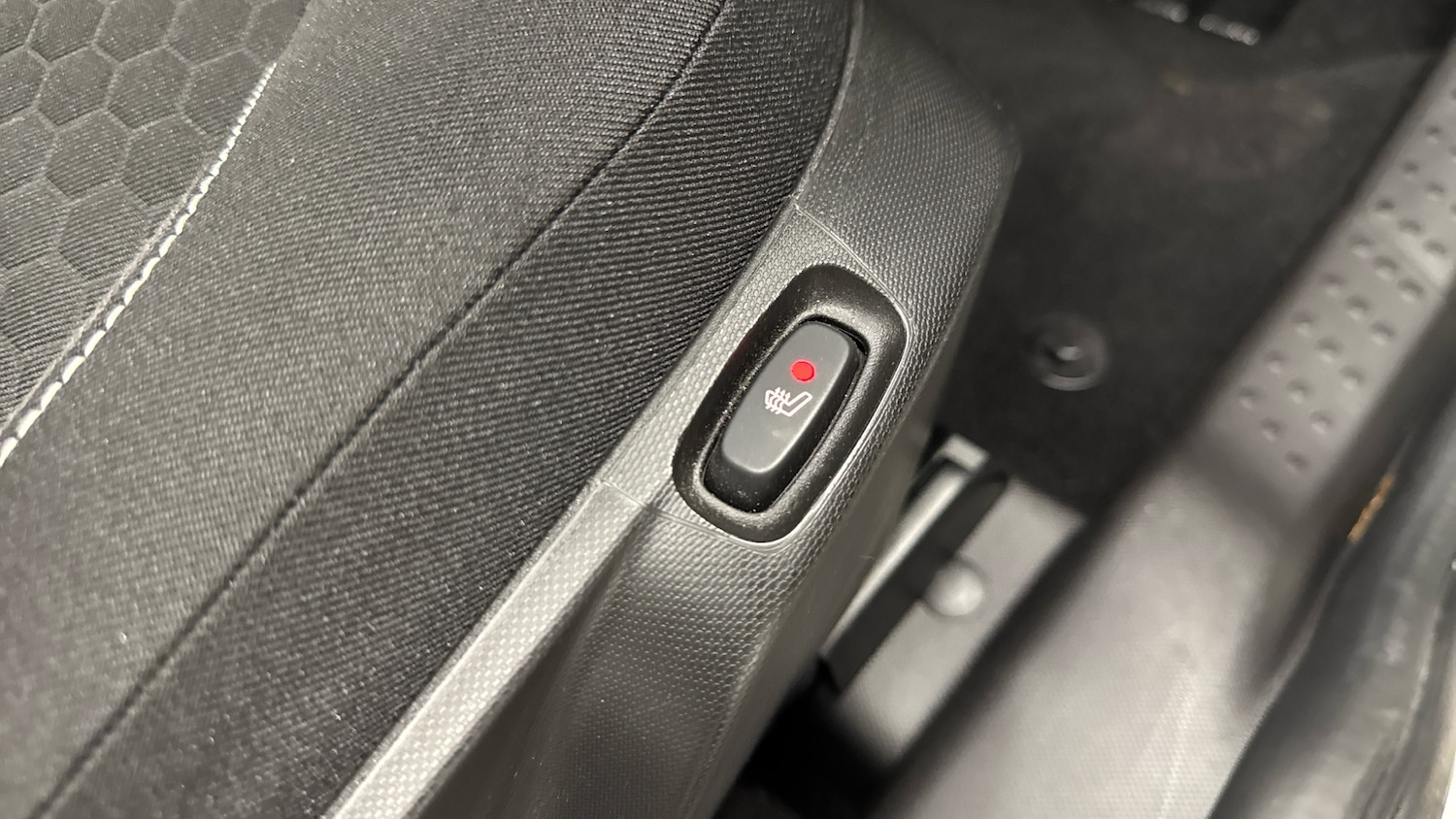 Used smart fortwo 2022 for sale - 77036662: Photo 25