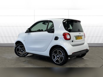 Used smart fortwo 2022 for sale - 77036662: Photo