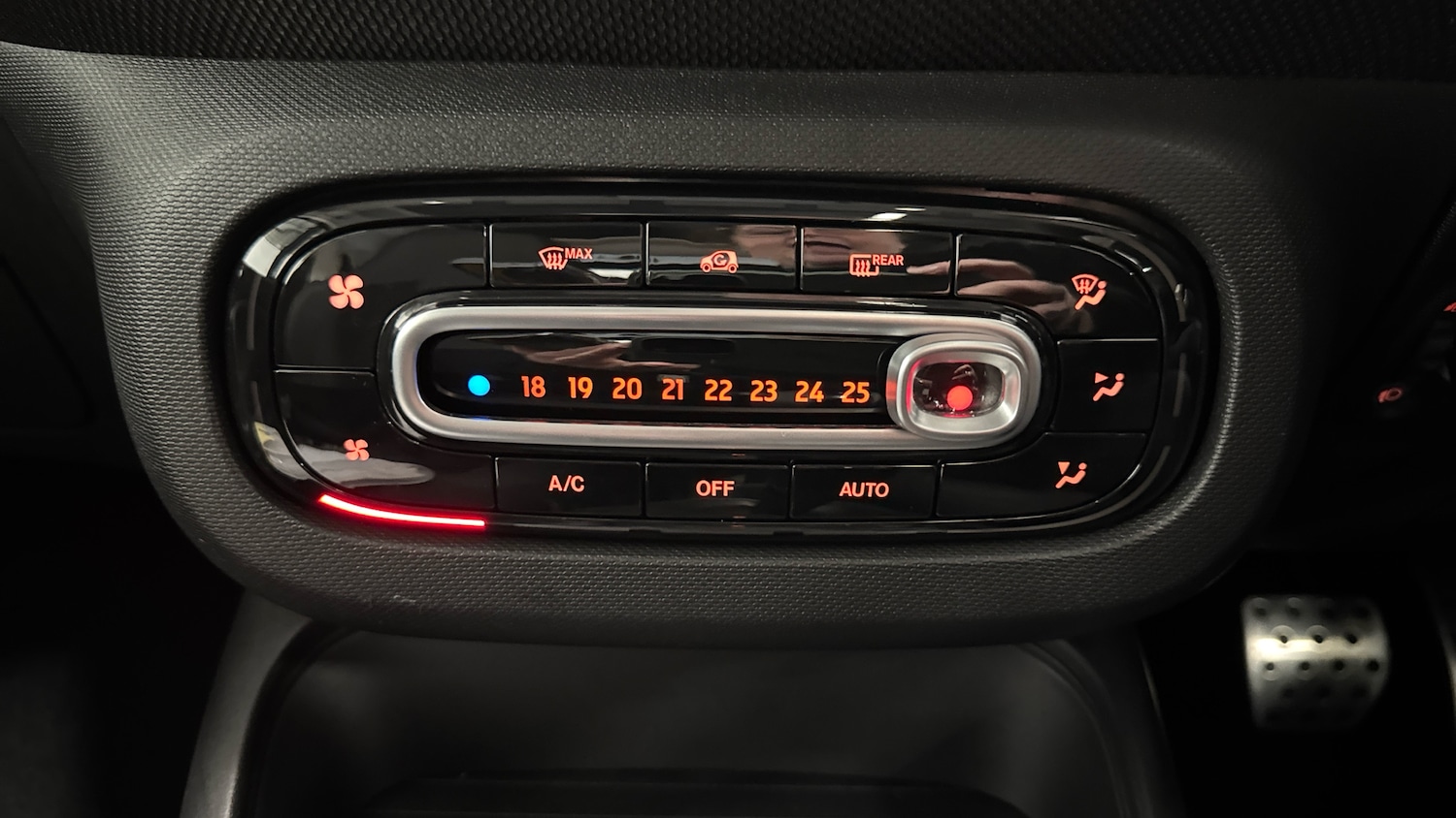 Used smart fortwo 2022 for sale - 77036662: Photo 36