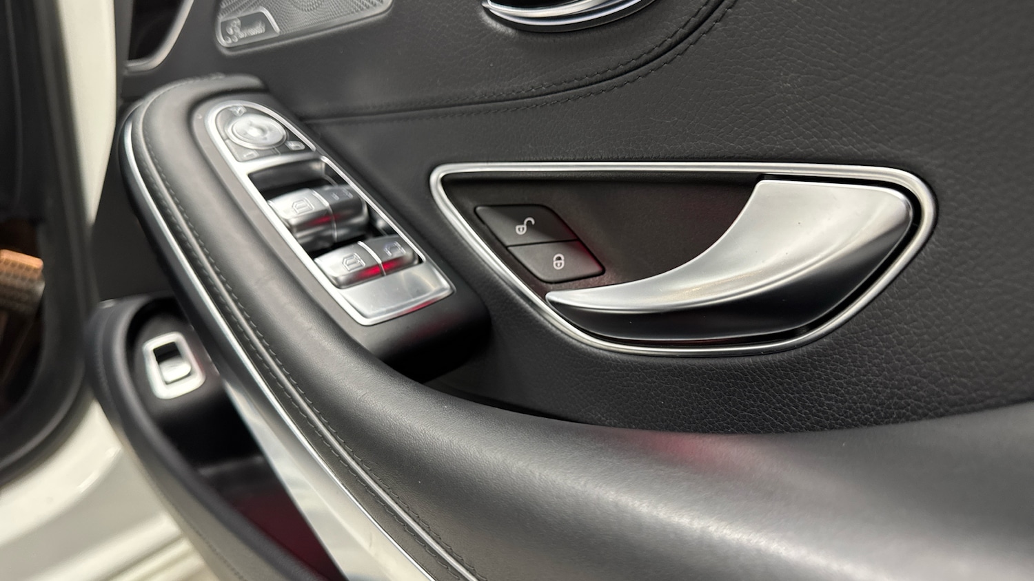 Used Mercedes-Benz S Class 2018 for sale - 76882349: Photo 23