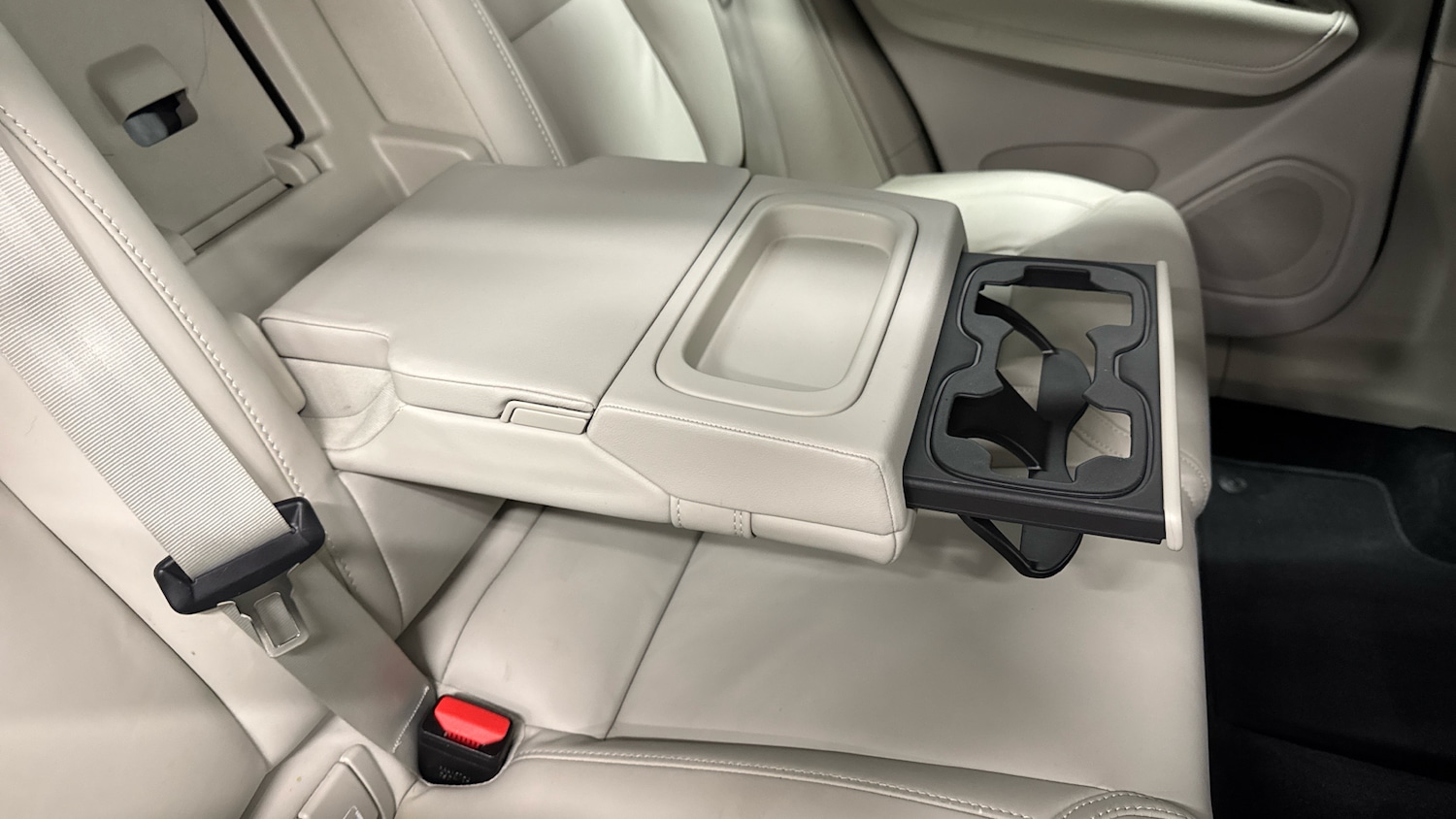 Used Volvo XC60 2021 for sale - 76576497: Photo 23