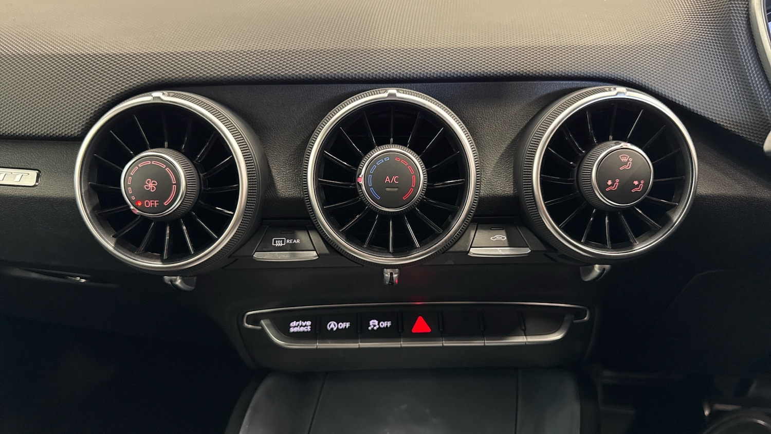 Used Audi TT 2020 for sale - 77951365: Photo 32