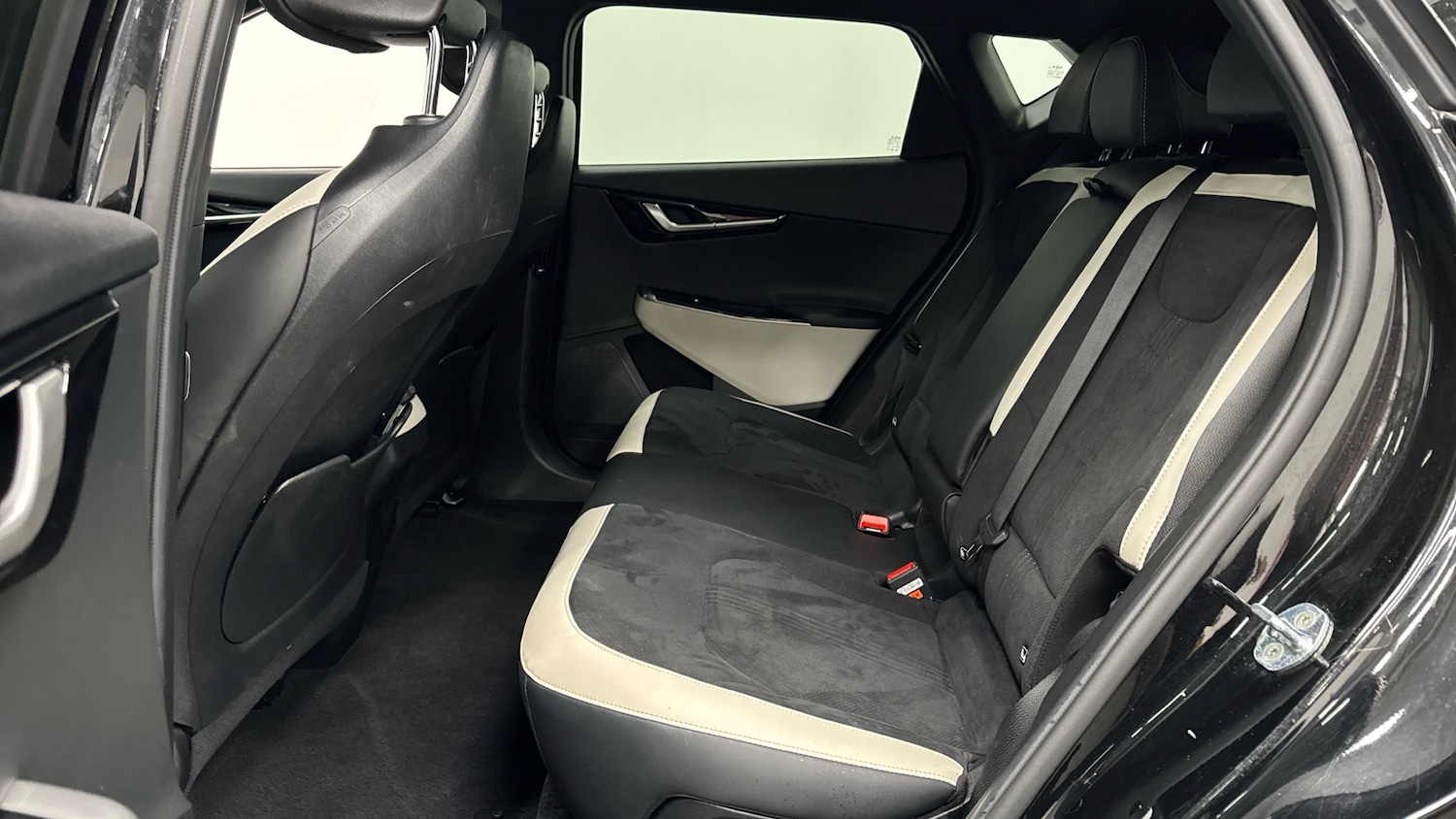 Used Kia EV6 2022 for sale - 76736404: Photo 16