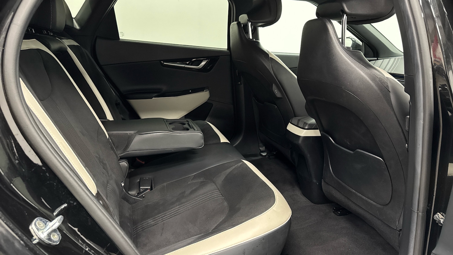 Used Kia EV6 2022 for sale - 76736404: Photo 22