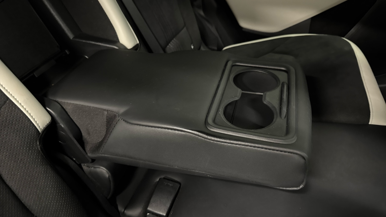 Used Kia EV6 2022 for sale - 76736404: Photo 23