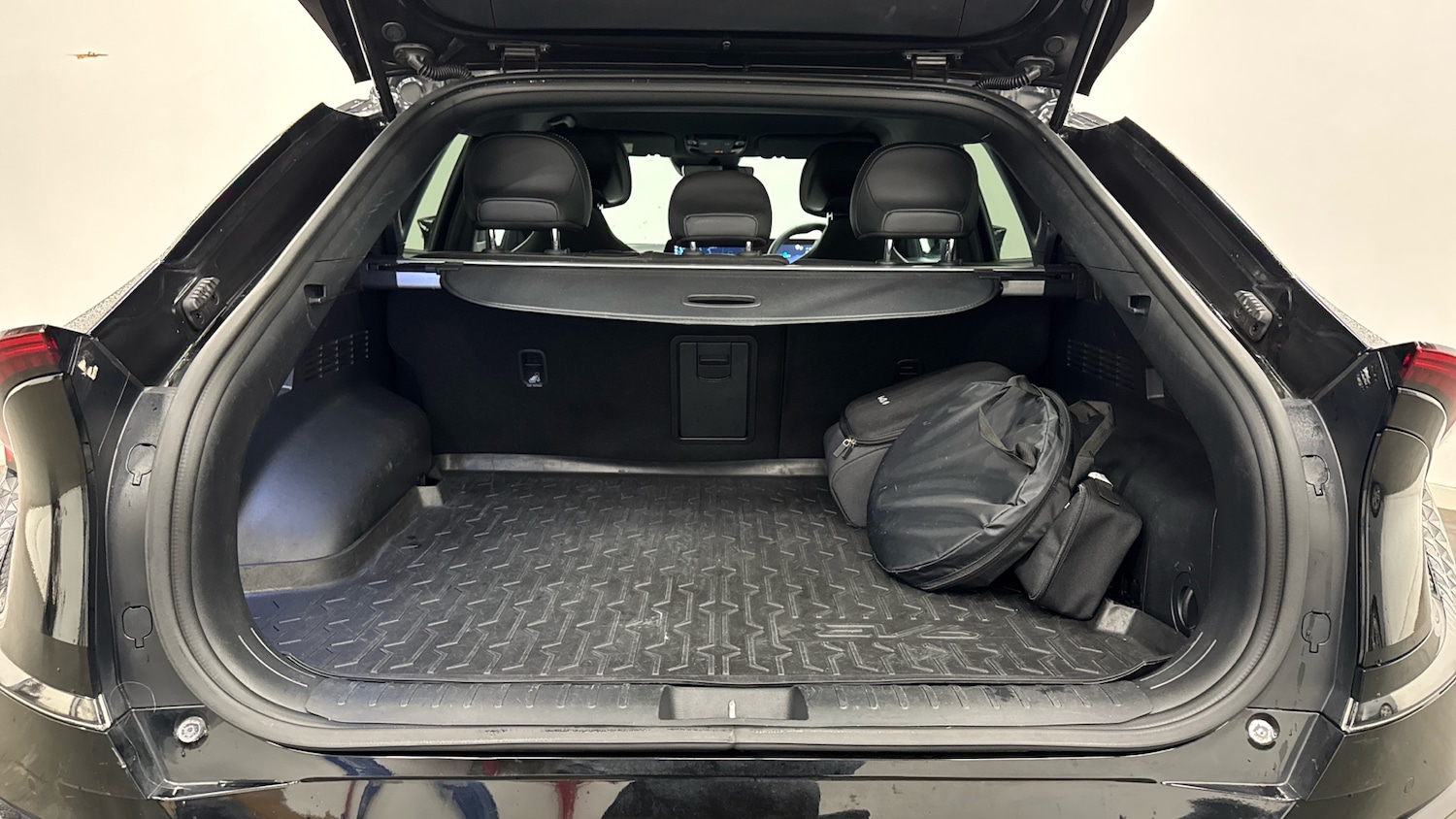 Used Kia EV6 2022 for sale - 76736404: Photo 4