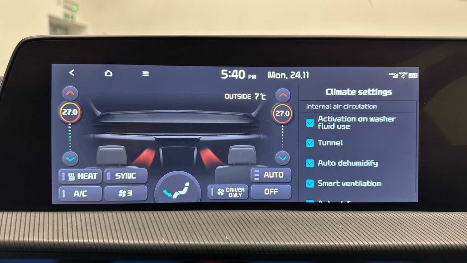 Used Kia EV6 2022 for sale - 76736404: Photo 40