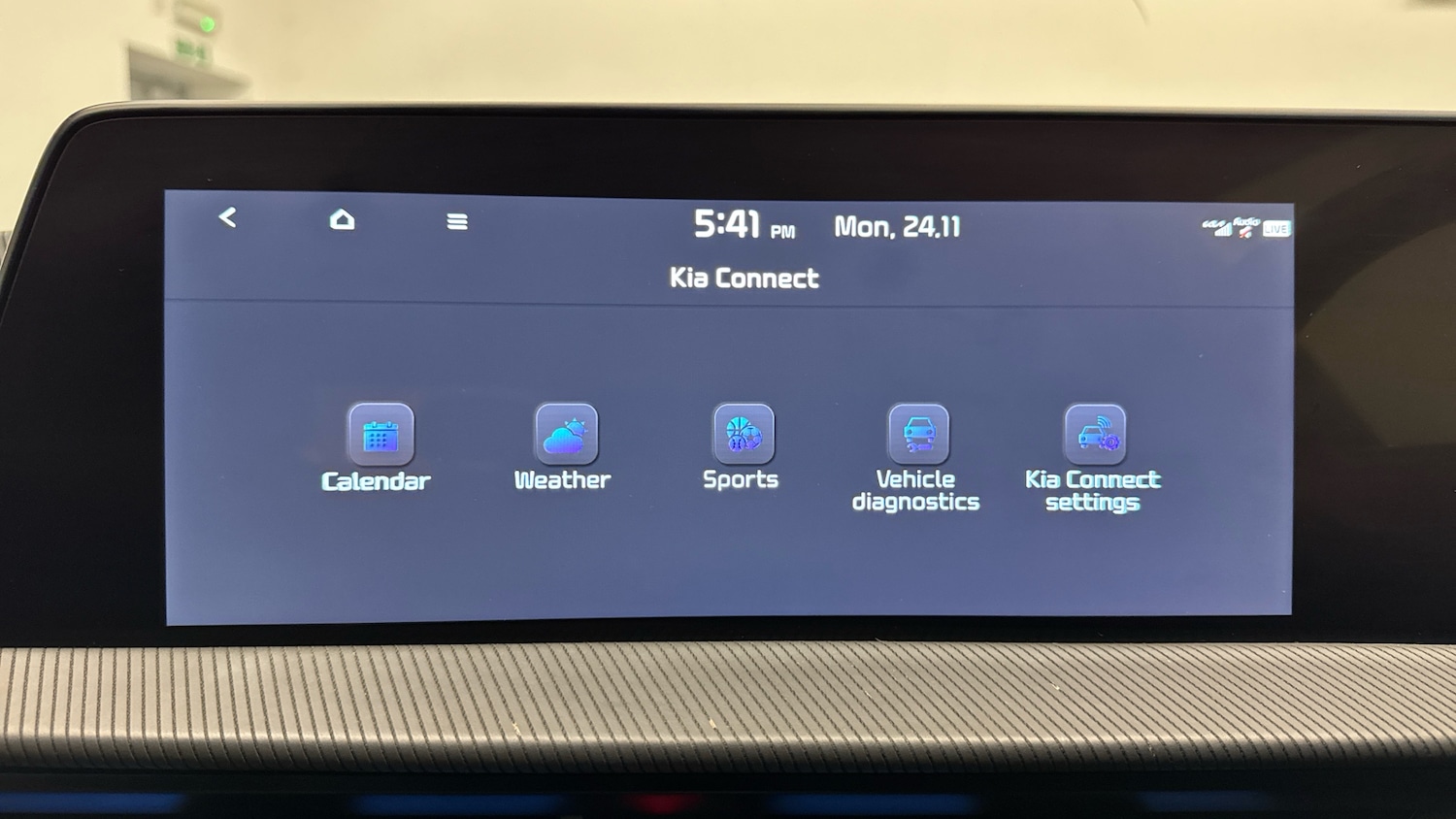 Used Kia EV6 2022 for sale - 76736404: Photo 41