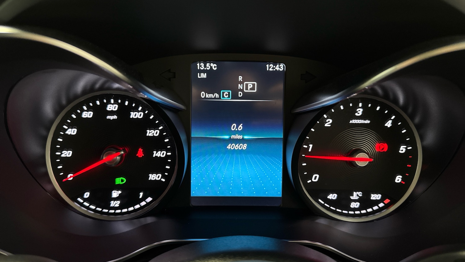 Used Mercedes-Benz GLC 2019 for sale - 76693217: Photo 18