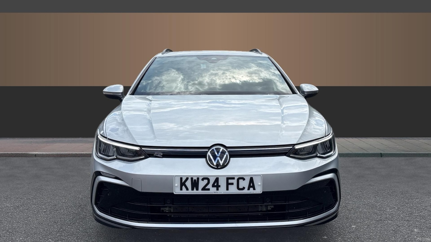Used Volkswagen Golf 2024 for sale - 76339983: Photo 3