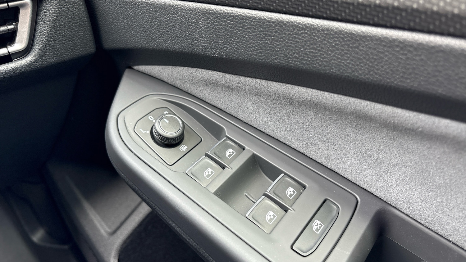 Used Volkswagen Golf 2024 for sale - 76339983: Photo 44