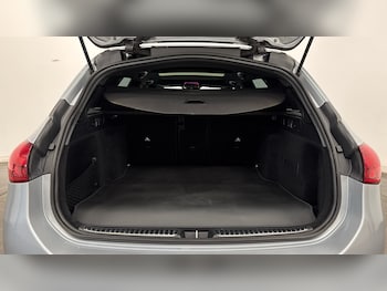 Used Mercedes-Benz C Class 2024 for sale - 76707648: Photo