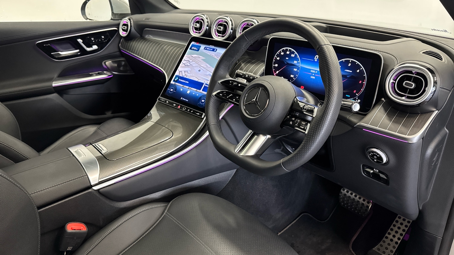 Used Mercedes-Benz GLC 2024 for sale - 76960672: Photo 11