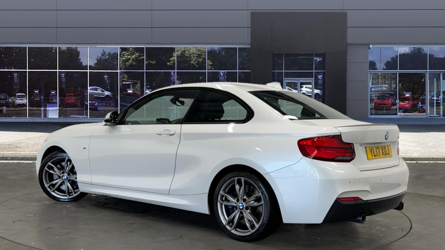 Used BMW 2 Series 2017 for sale - 76117299: Photo 2