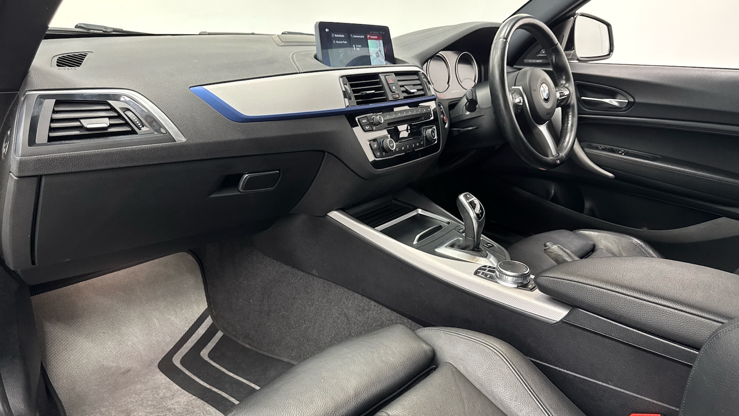 Used BMW 2 Series 2017 for sale - 76117299: Photo 9
