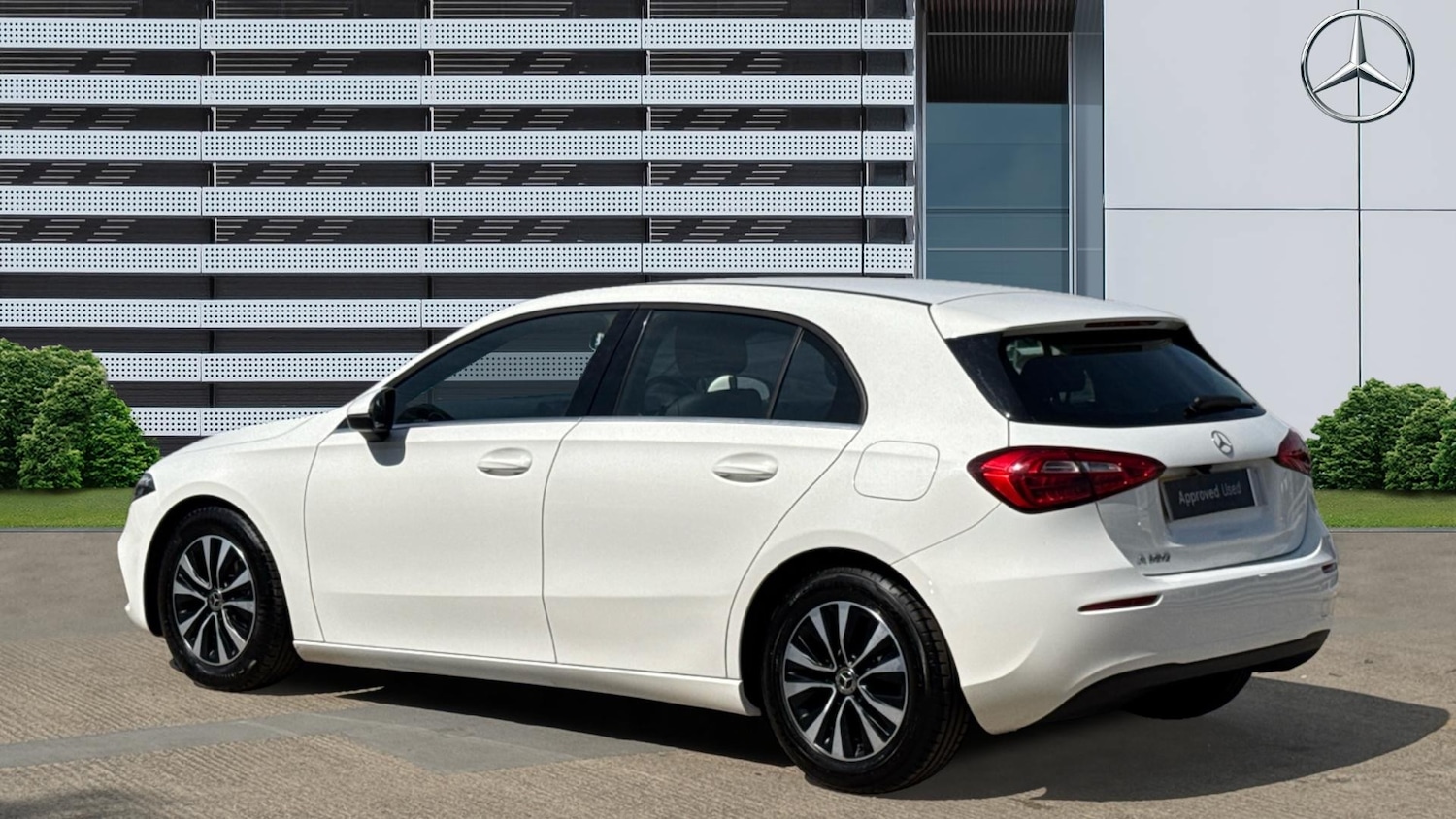 Used Mercedes-Benz A-Class 2020 for sale - 76339984: Photo 2