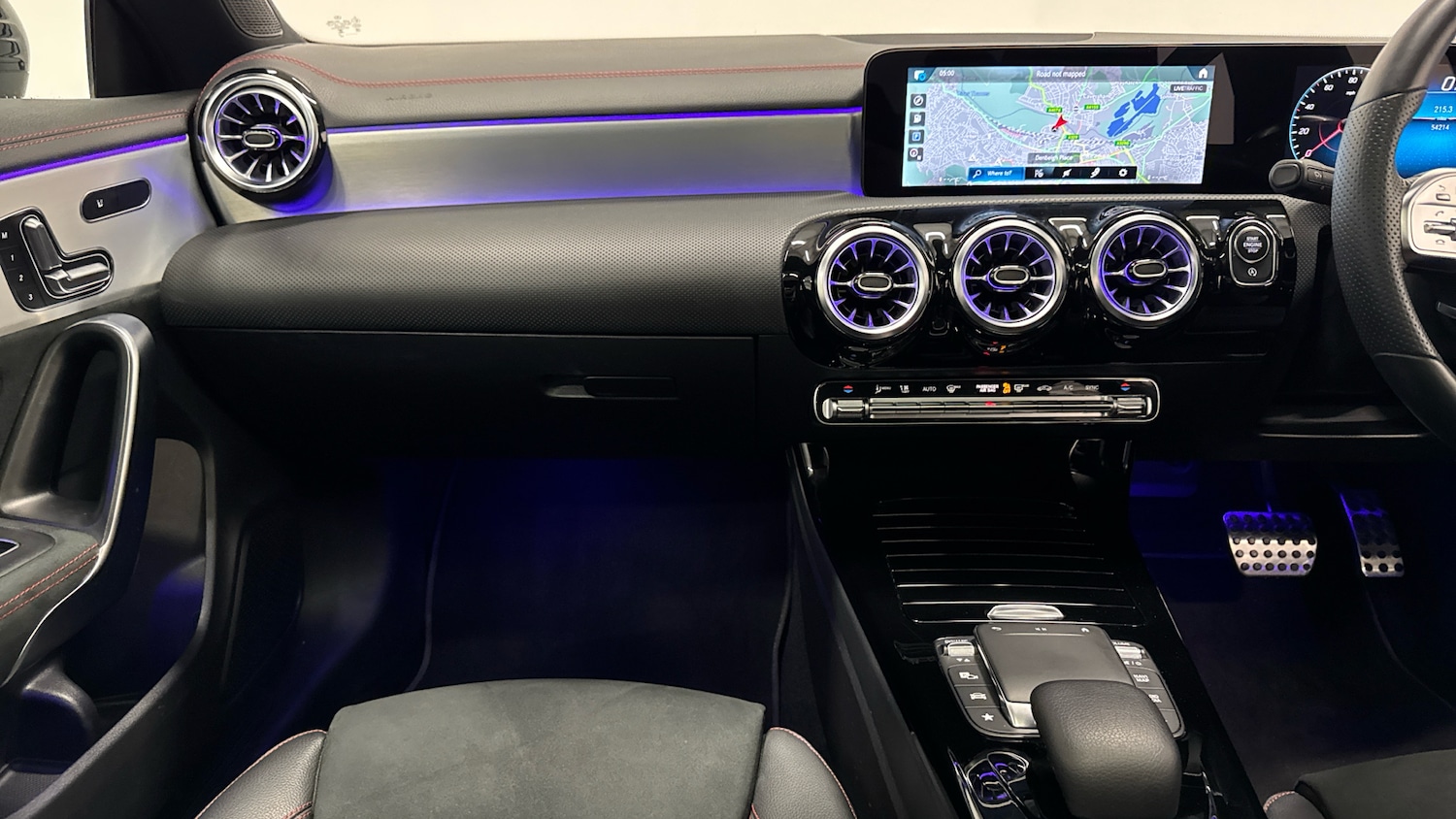 Used Mercedes-Benz CLA 2023 for sale - 76428603: Photo 14