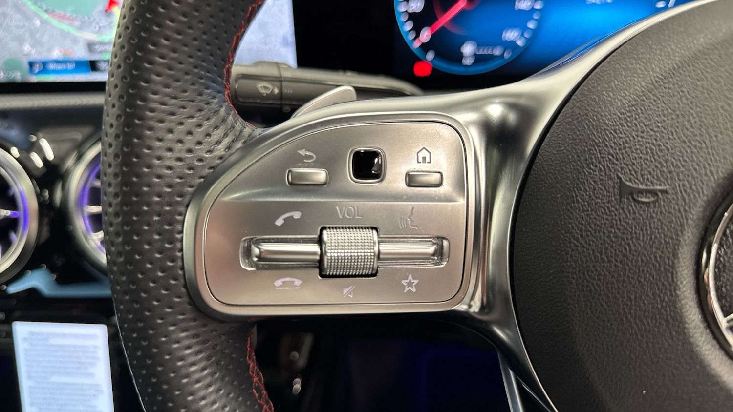 Used Mercedes-Benz CLA 2023 for sale - 76428603: Photo 29