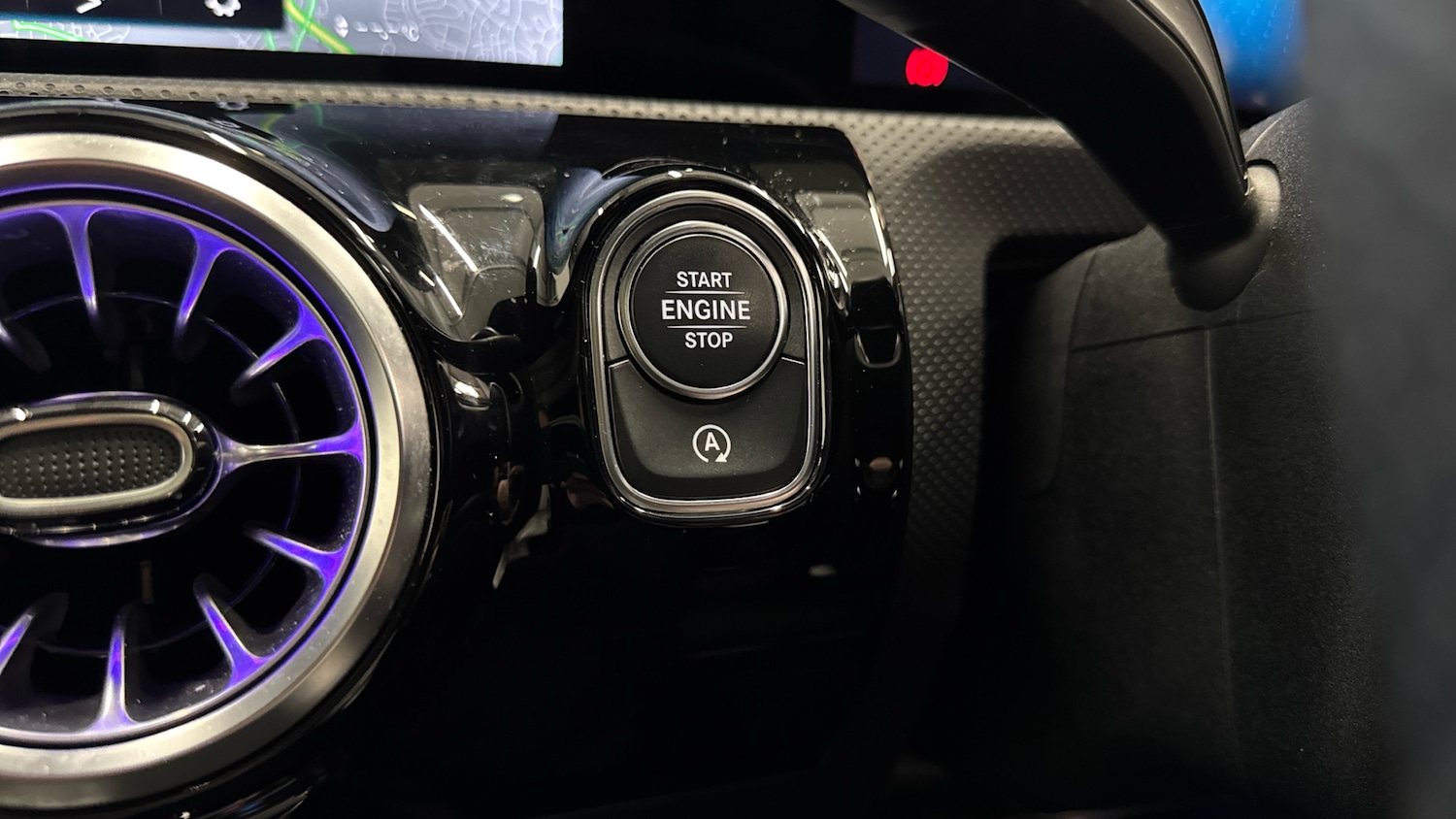 Used Mercedes-Benz CLA 2023 for sale - 76428603: Photo 32