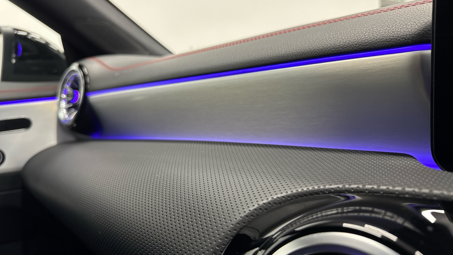 Used Mercedes-Benz CLA 2023 for sale - 76428603: Photo 38