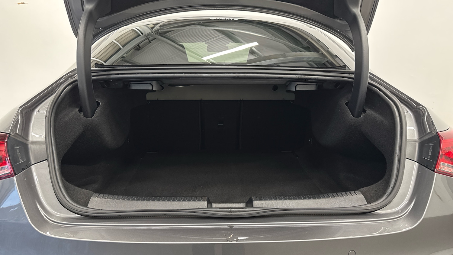 Used Mercedes-Benz CLA 2023 for sale - 76428603: Photo 4