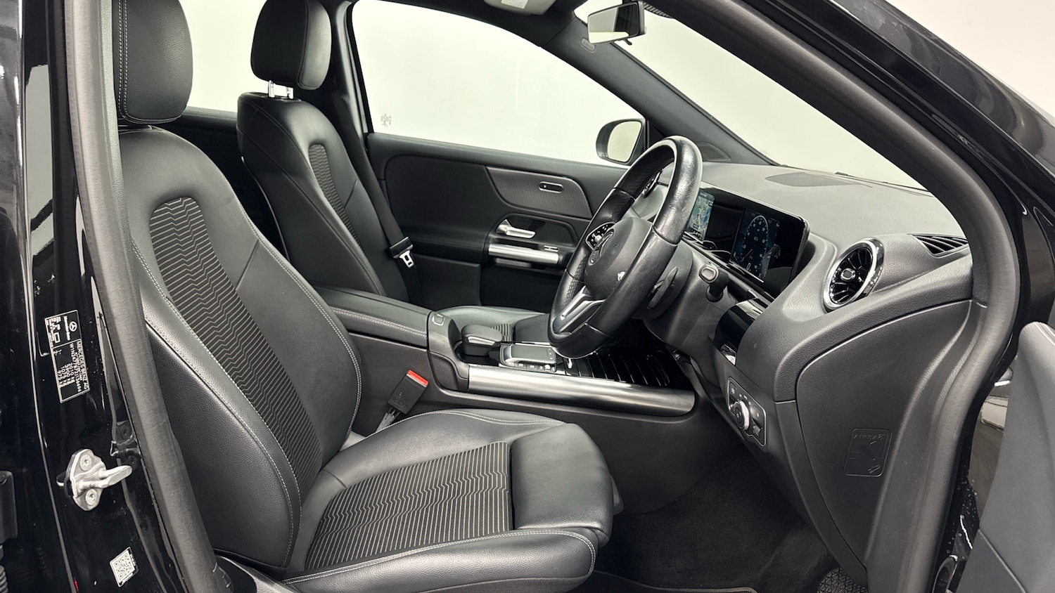 Used Mercedes-Benz GLA 2020 for sale - 76627809: Photo 27