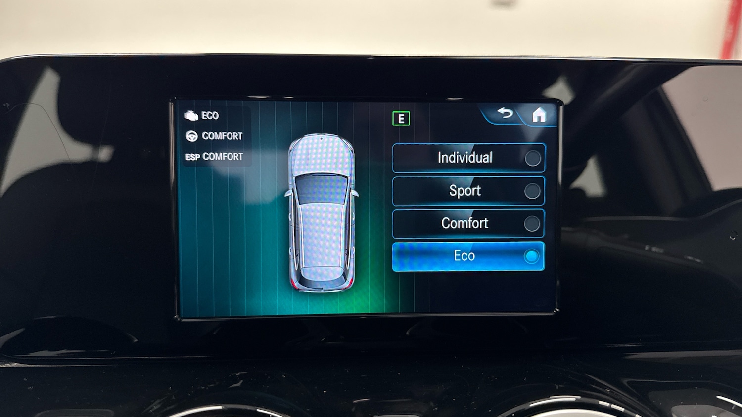 Used Mercedes-Benz GLA 2020 for sale - 76627809: Photo 39