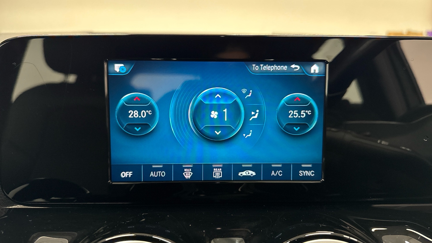 Used Mercedes-Benz GLA 2020 for sale - 76627809: Photo 41