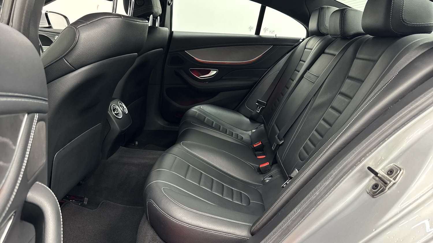 Used Mercedes-Benz CLS 2018 for sale - 76734382: Photo 16