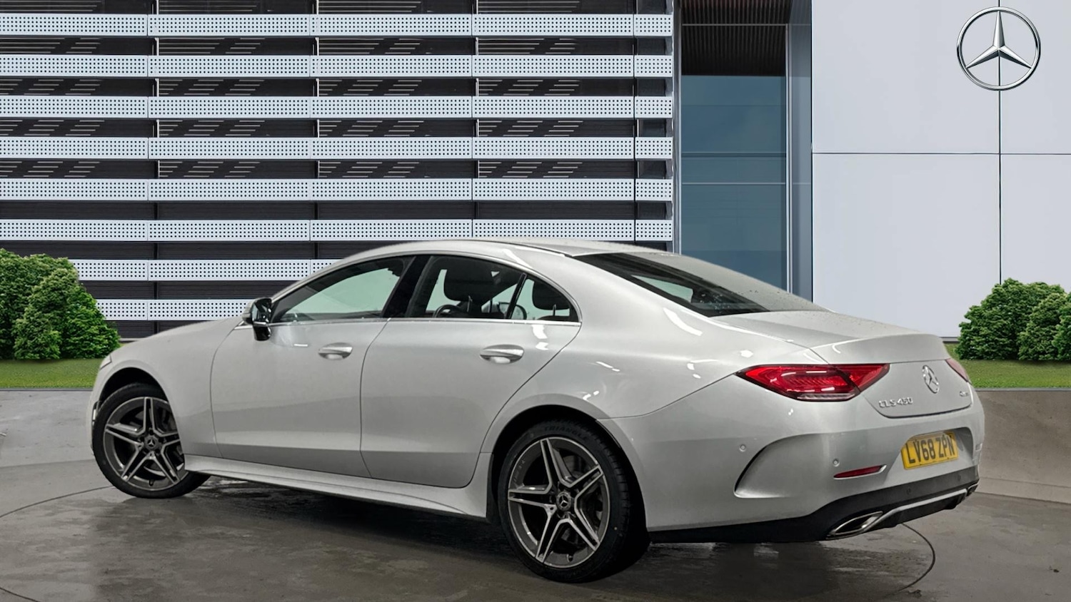 Used Mercedes-Benz CLS 2018 for sale - 76734382: Photo 2