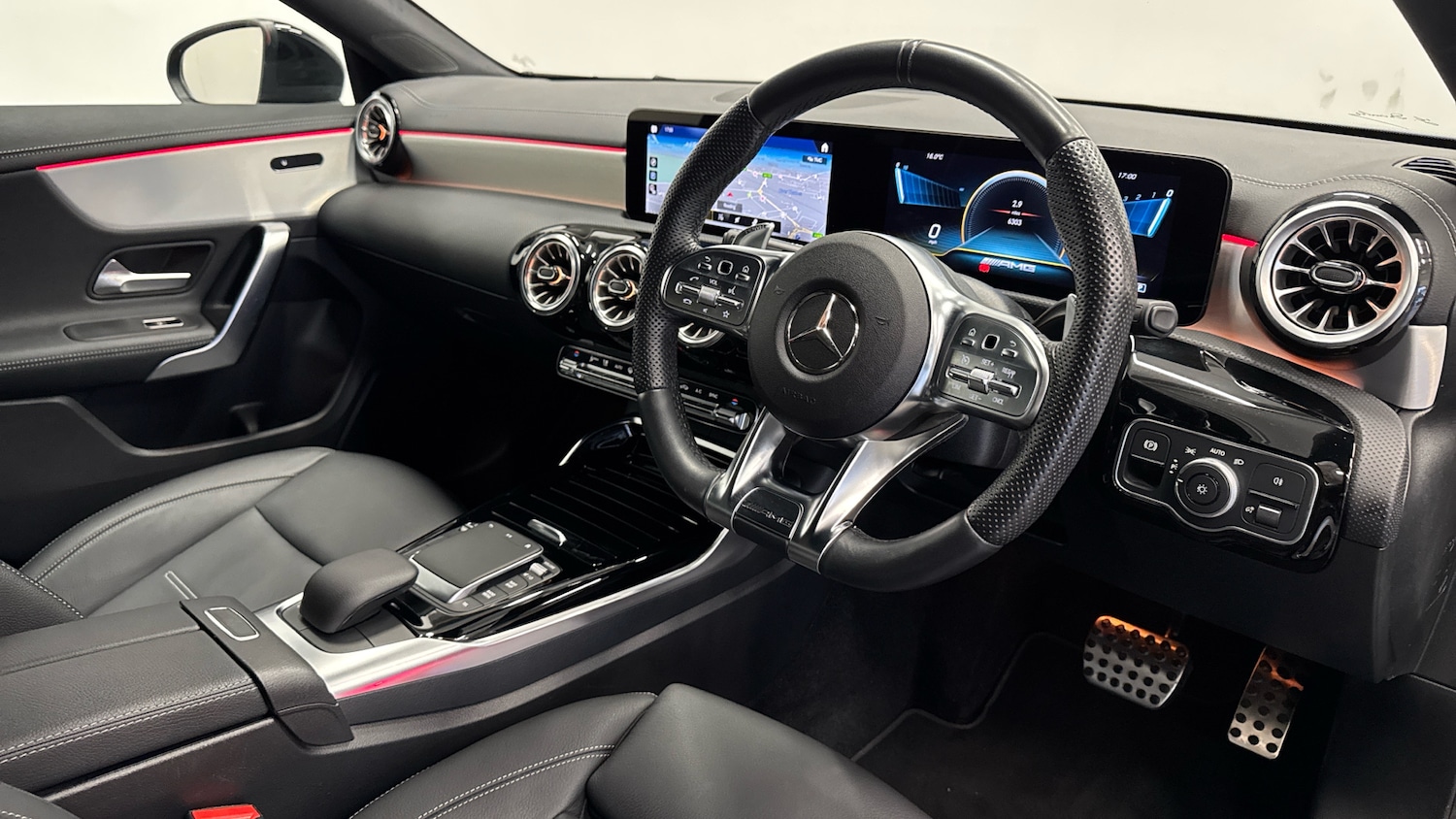 Used Mercedes-Benz CLA 2022 for sale - 76272341: Photo 11