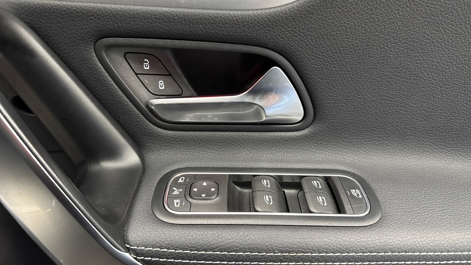 Used Mercedes-Benz CLA 2022 for sale - 76272341: Photo 25