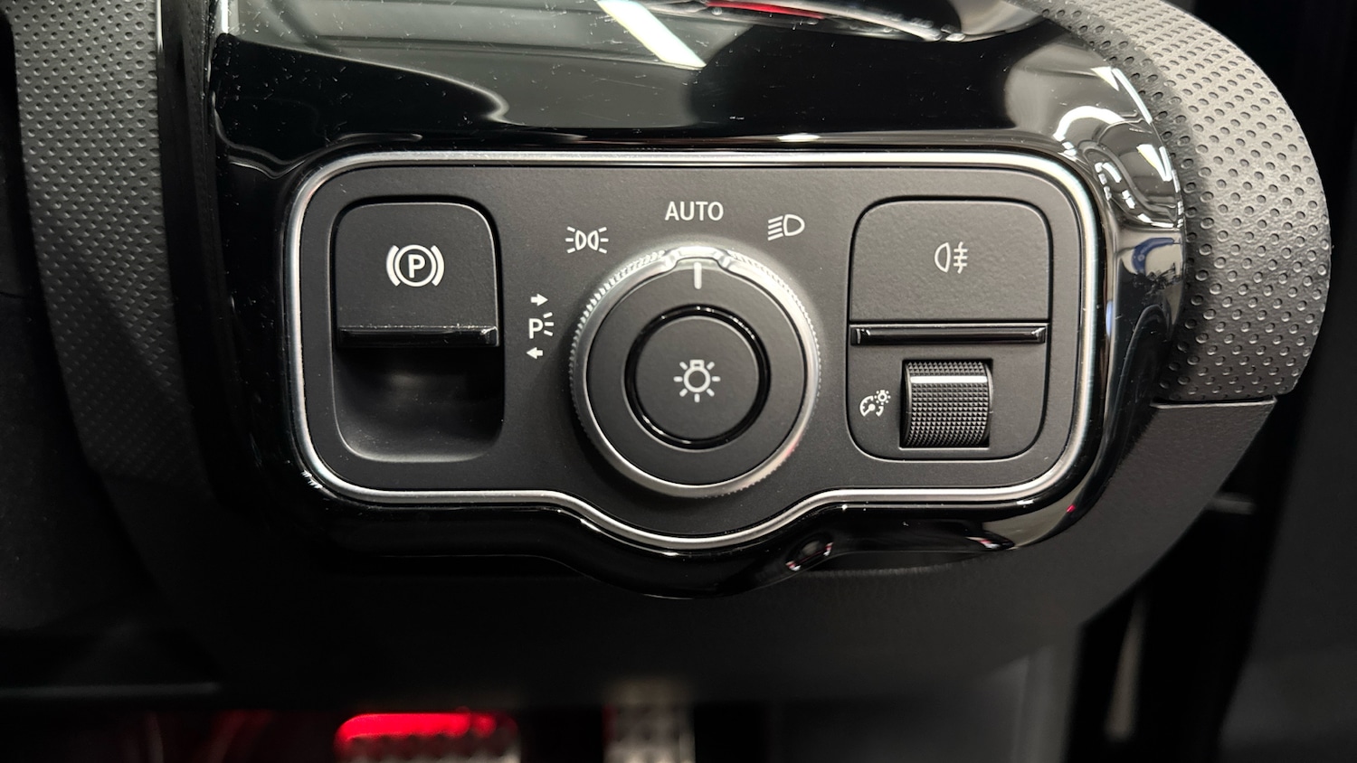 Used Mercedes-Benz CLA 2022 for sale - 76272341: Photo 27