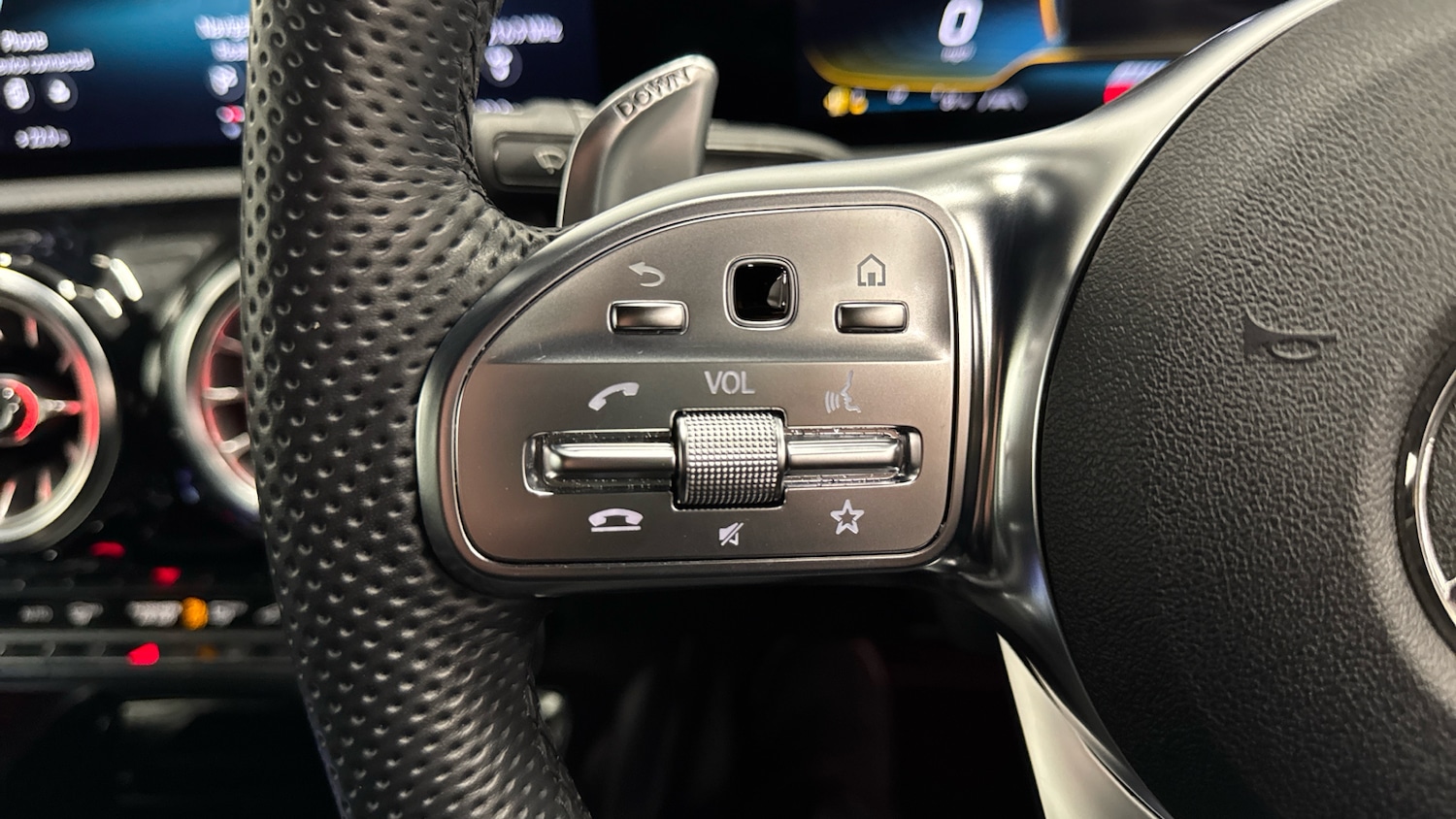 Used Mercedes-Benz CLA 2022 for sale - 76272341: Photo 28