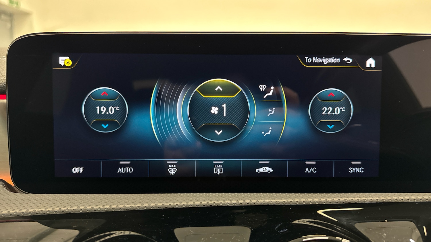 Used Mercedes-Benz CLA 2022 for sale - 76272341: Photo 39