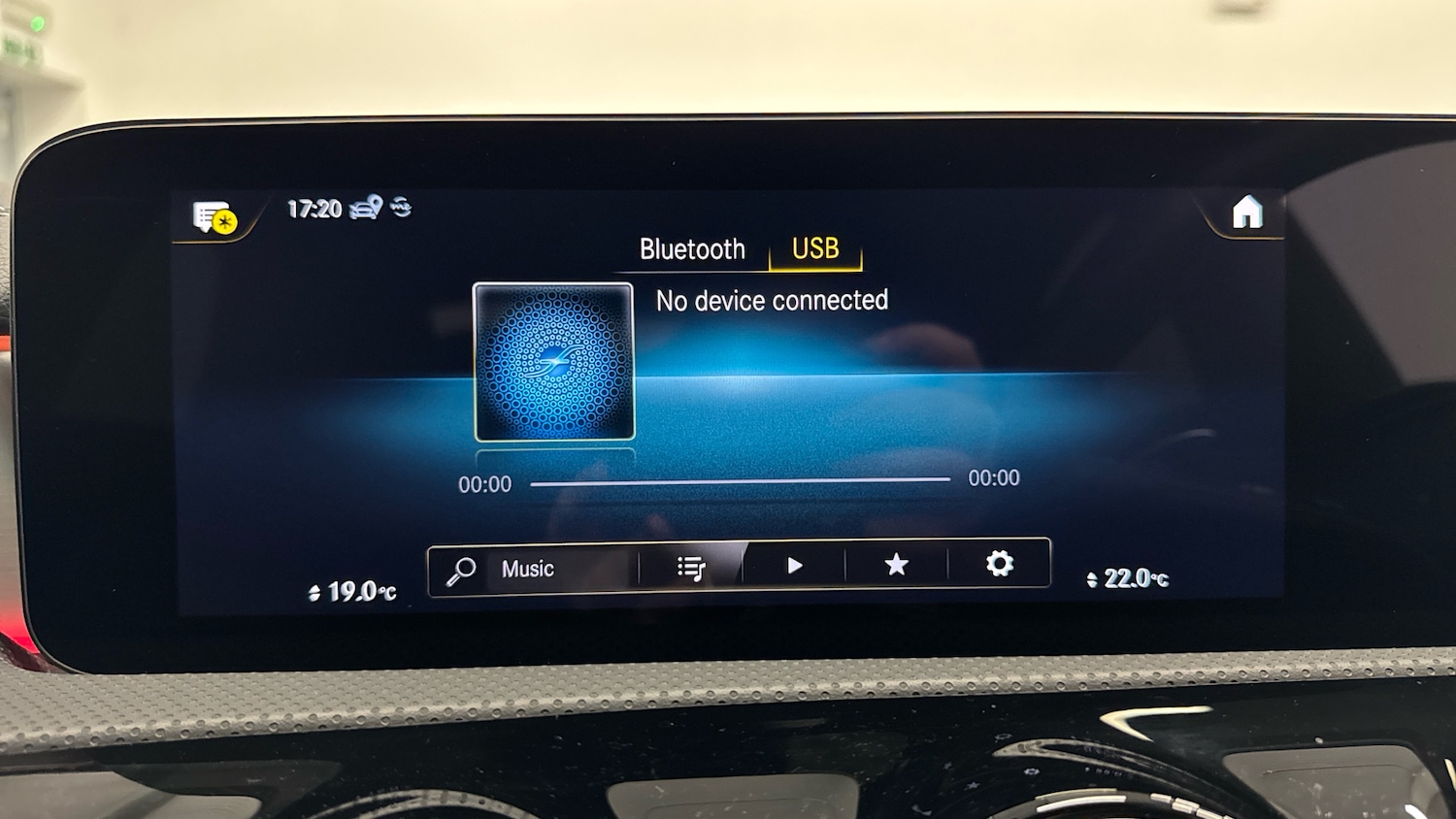 Used Mercedes-Benz CLA 2022 for sale - 76272341: Photo 41