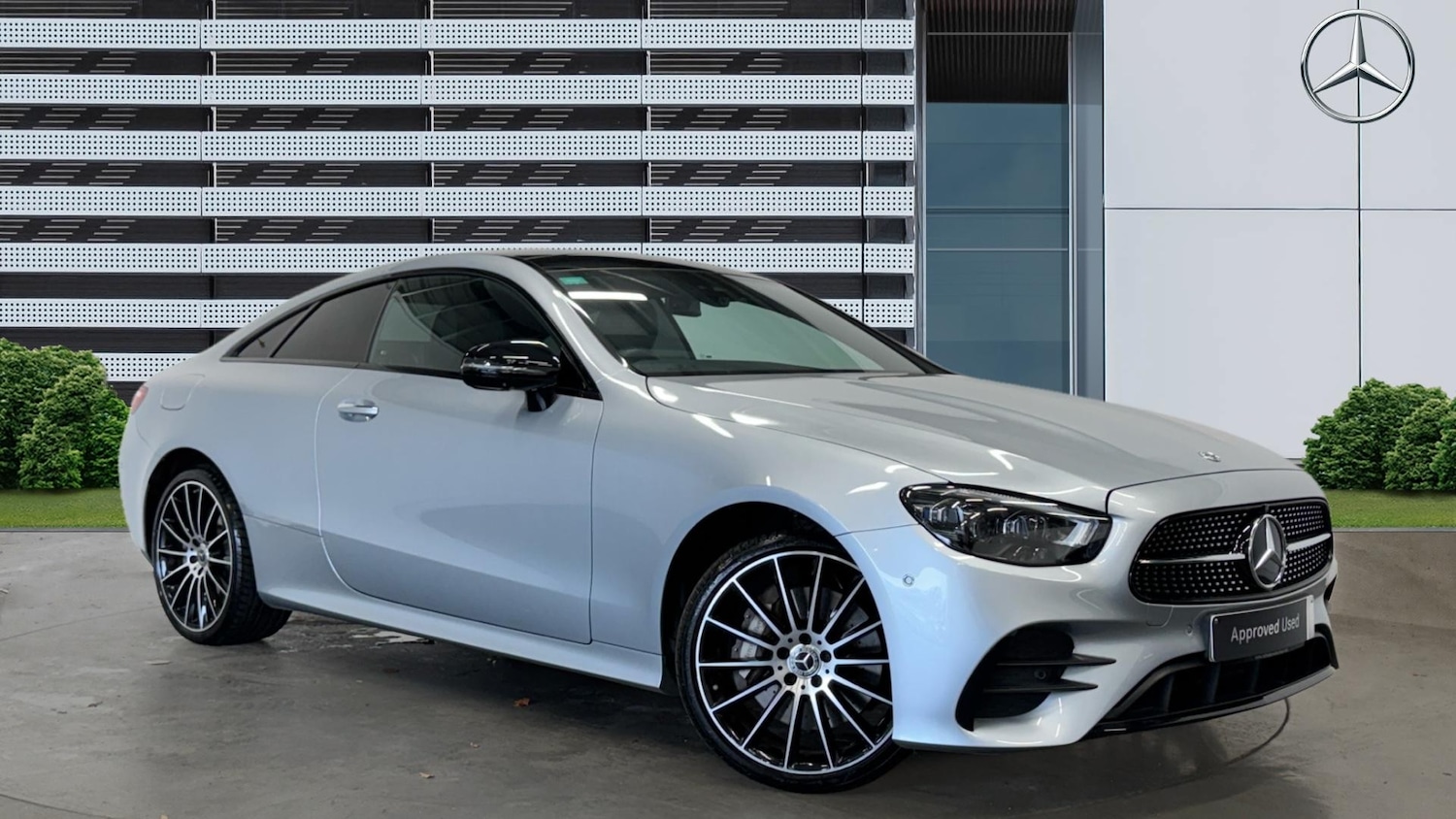 Used Mercedes-Benz E-Class 2023 for sale - 75995675: Photo 1