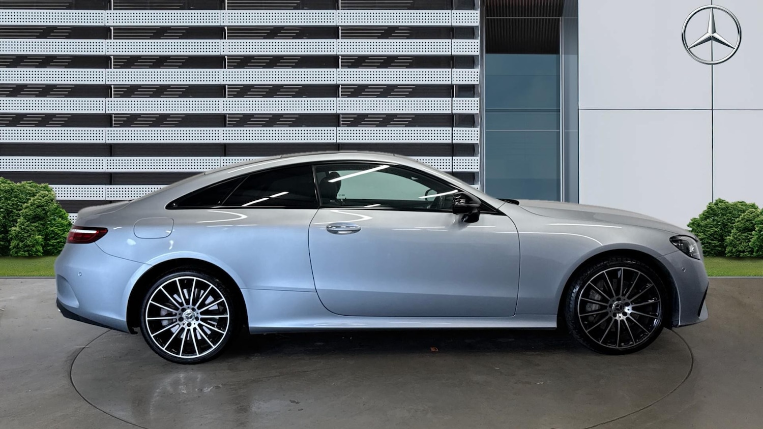 Used Mercedes-Benz E-Class 2023 for sale - 75995675: Photo 5